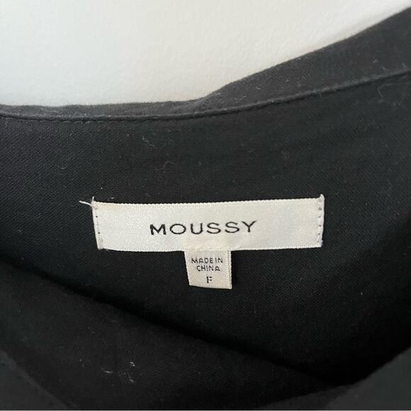 Moussy Black Off Shoulder Blouse Size Medium - Picture 2 of 4